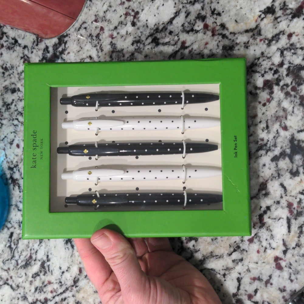 Kate Spade Black Dot Black And White Polka Dot Pen Set of 5